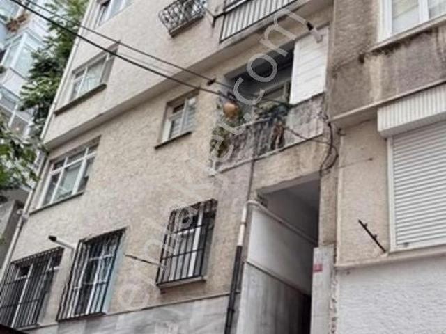 Beşiktaş Çırağan Mevkiinde 2+1 Kombili, Geniş Kiralık Daire
