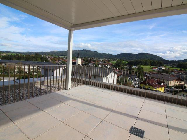 Bemerkenswerte 108m² große Penthouse Maisonette in Henndorf!