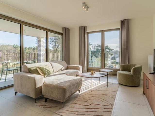 Bemeubeld 2 slaapkamer appartement met all in formule