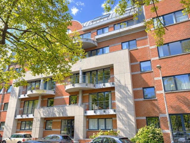 Bemeubeld 2 slaapkamerappartement van 150m² met 2 terrass.