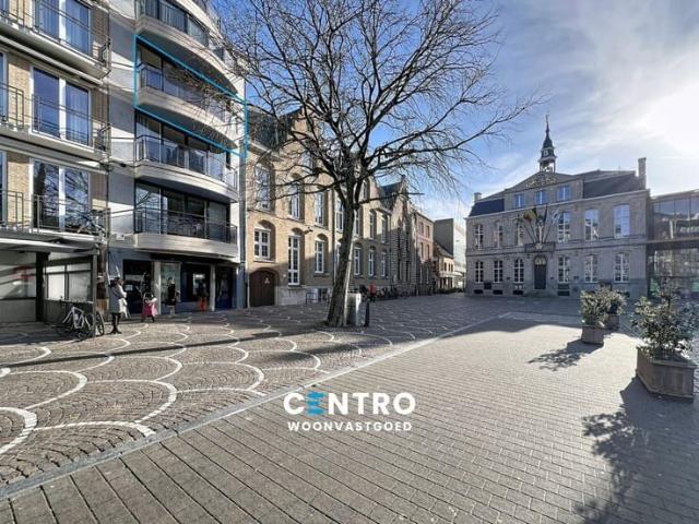 BEMEUBELD appartement op AAA locatie: ruim 127m², ZONNI.