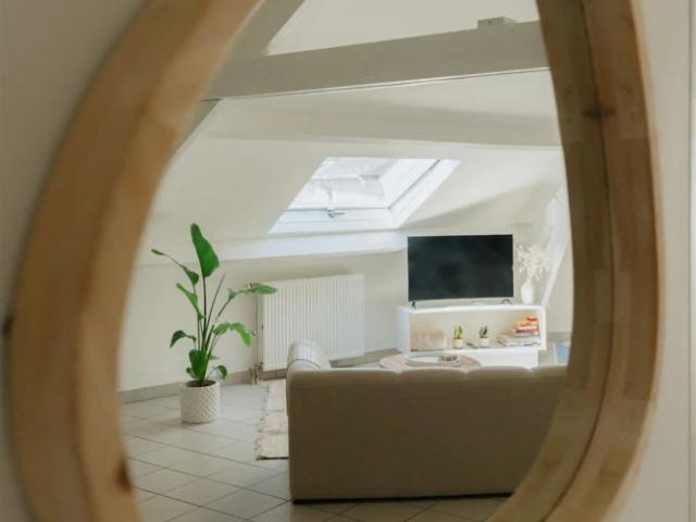 Bemeubelde loft op centrale ligging