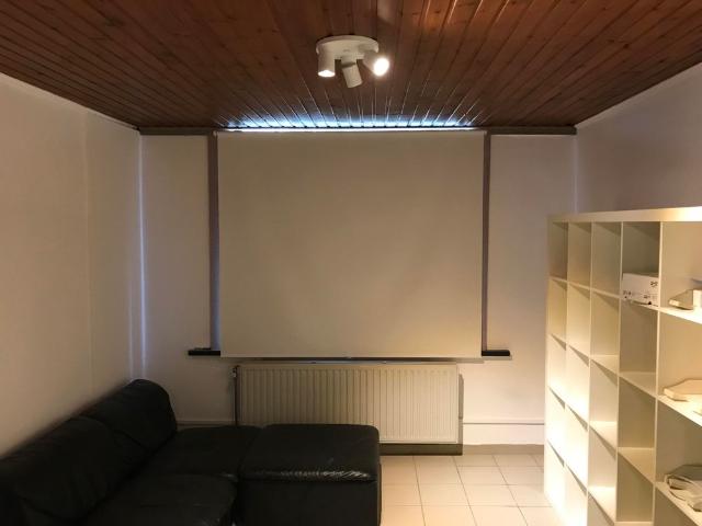 Bemeubelde studio tegenover Odisee Tech­no­lo­gie­cam­pus Gebroeders De Smetstraat 52