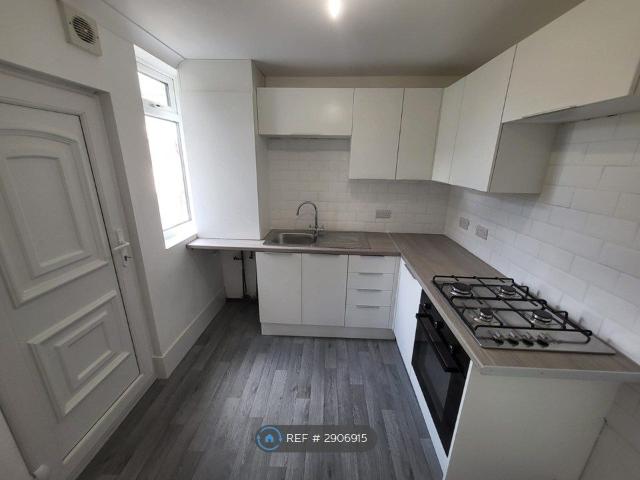 Benton Street, Manchester M9, 2 bed terraced house to rent, £1,095 pcm | PrimeLocation