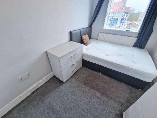 Benton Road, Heaton NE7 1 bed in a house share to rent £460 pcm £106 pw