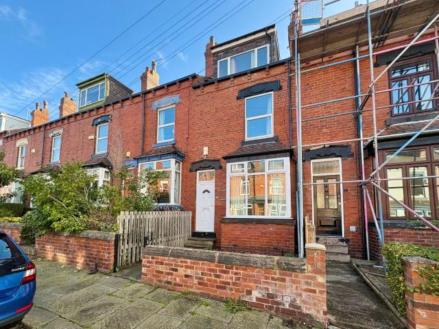Bentley Grove, Leeds, West Yorkshire LS6, 4 bed terraced house to rent, £1,750 pcm | PrimeLocation