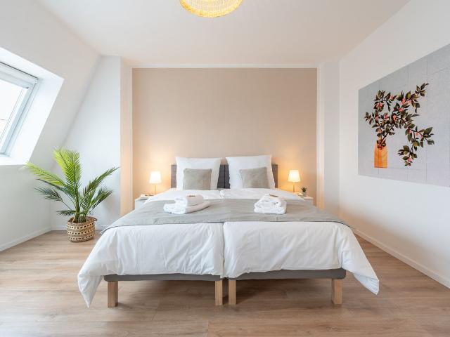 Benville Freital | Business Smart TV Wi Fi