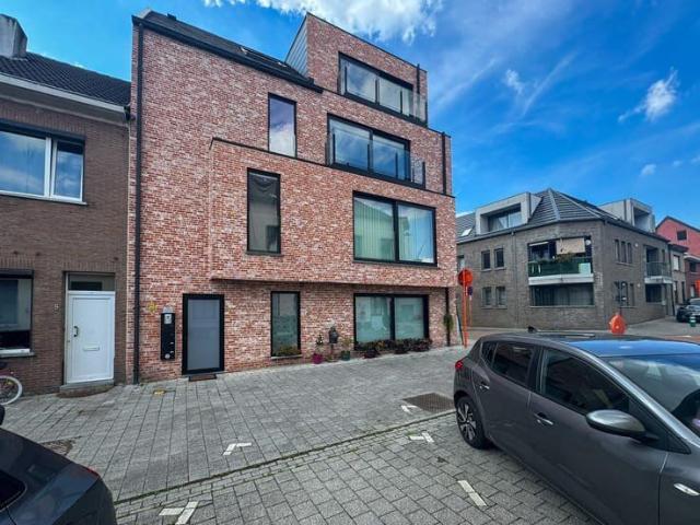 BEN appartement met uniek zicht op de Schelde