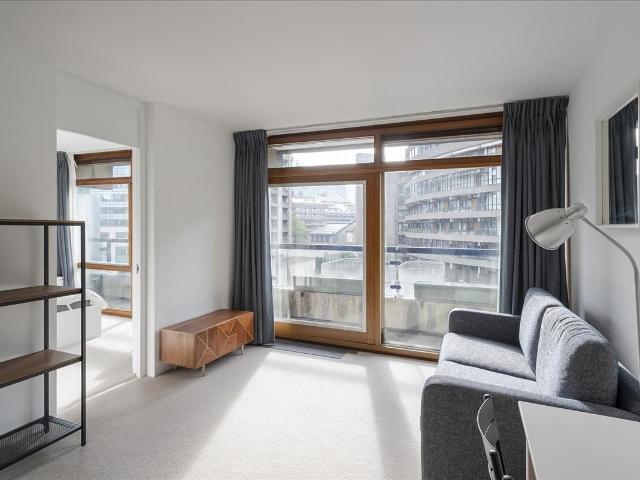 Ben Jonson House, Barbican, London EC2Y, 1 bed flat to rent, £2,491 pcm | PrimeLocation