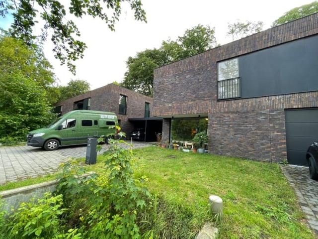 BEN woning te Mariakerke ter hoogte van het Kollekasteel