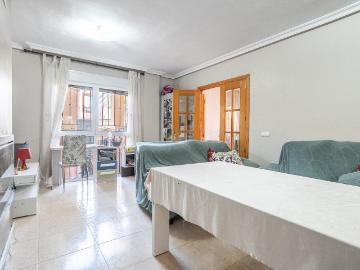BENAHADUX ADOSADO CON SOLARIUM 35 M2 + 4 HABITACIONES 1 VESTIDOR + BAÑO + ASEO + PORCHE AMPLIO CON TRASTERO