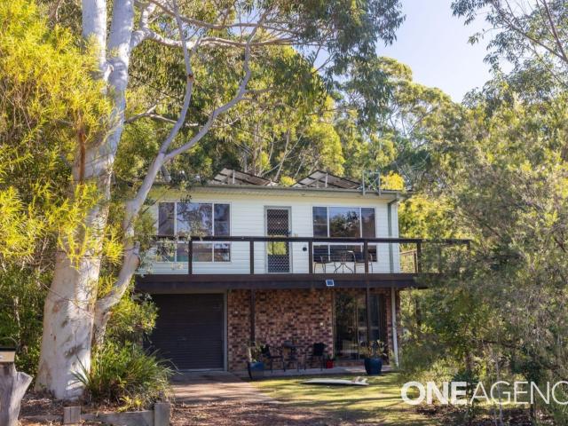 Bendalong 3 Pine Street