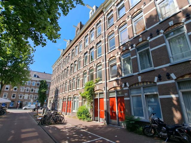 Benedenwoning in Amsterdam