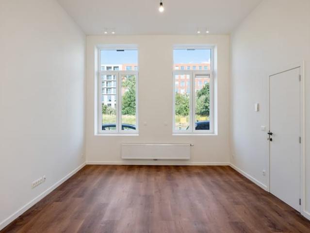 Benedenverdieping te huur