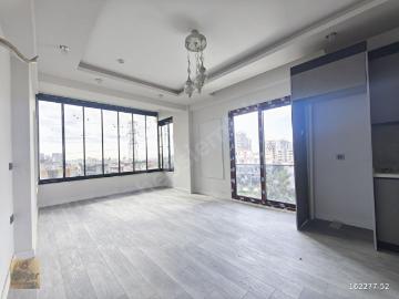 BENER'DEN ESKİ MEZİTLİ'DE HAVUZLU DONATILI SİTEDE LÜKS 2+1 DAİRE