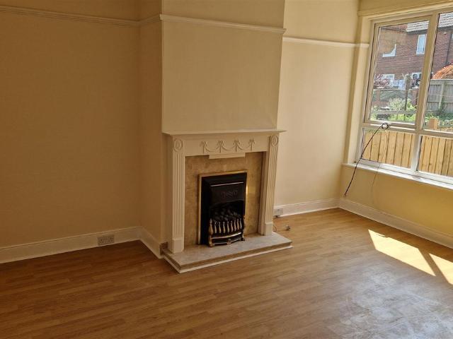 Benfield Road, Heaton, Newcastle Upon Tyne NE6, 2 bed flat to rent, £975 pcm | PrimeLocation