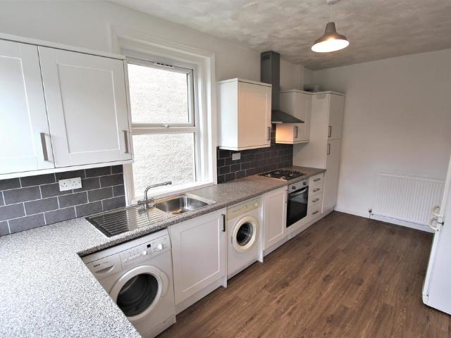 Bengal Road, Winton, Bournemouth 1 bed in a house share to rent £612 pcm £141 pw