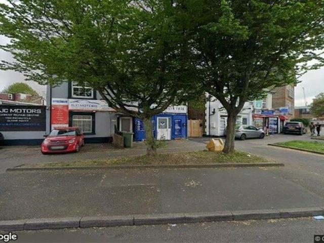 Benhill Avenue, Sutton SM1, 2 bed flat to rent, £1,900 pcm | PrimeLocation