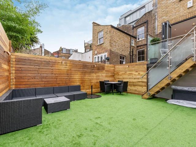 Bennerley Road, Battersea SW11, 4 bed property to rent, £5,750 pcm | PrimeLocation