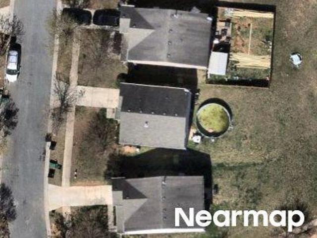 Bennett Neely Ln