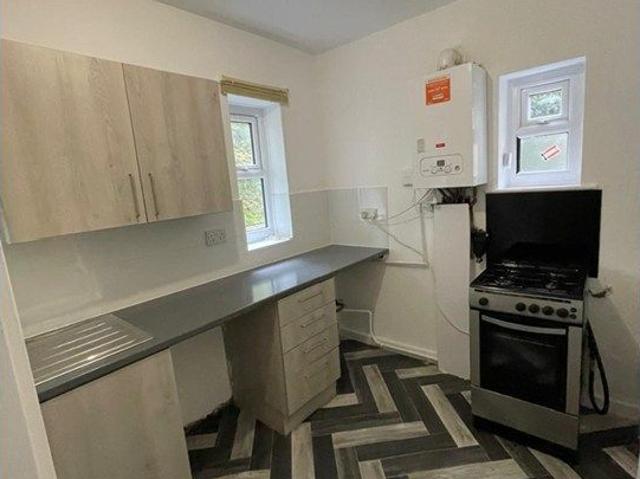 Bennett Road, Manchester M8, Studio to rent, £750 pcm | PrimeLocation