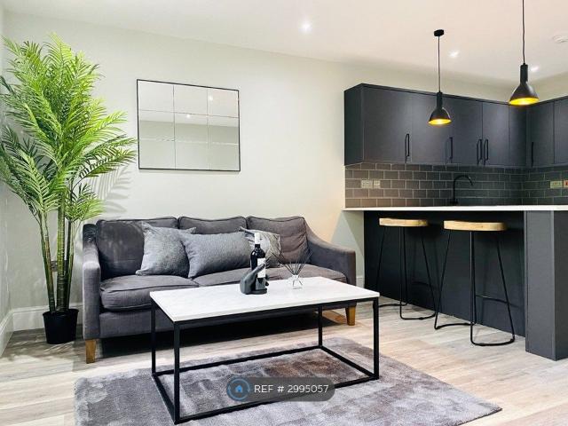 Bennetthorpe, Doncaster DN1, 2 bed flat to rent, £1,100 pcm | PrimeLocation