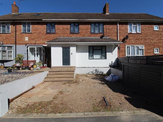 Bennetts End Road, Hemel Hempstead HP3, 3 bed terraced house to rent, £2,250 pcm | PrimeLocation