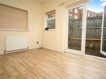 Cheltenham, Gloucestershire county, Southdowns