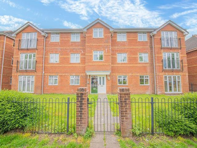 Benny Hill Close, Eastleigh SO50, 2 bed flat to rent, £1,295 pcm | PrimeLocation