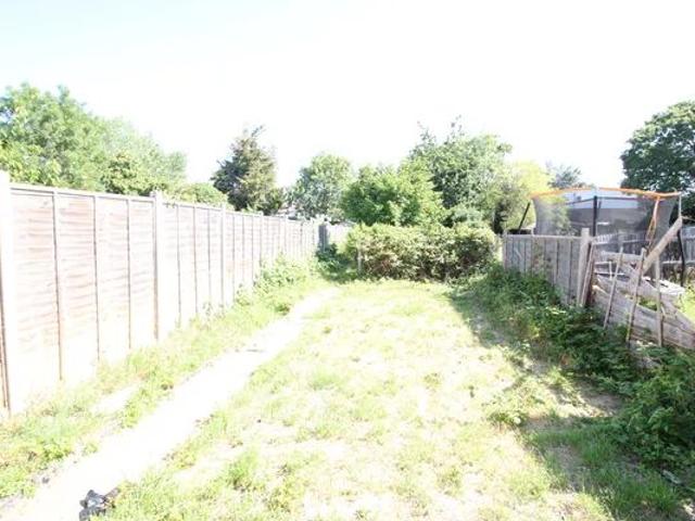 Bensham Manor Road, Thornton heath, Property for rent