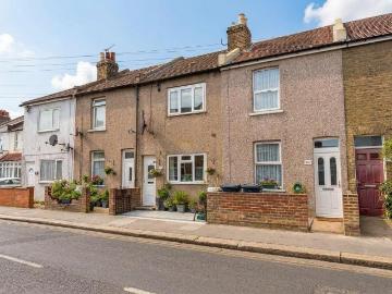 Bensham Lane, Thornton Heath, CR7 2 bed terraced house to rent £1,895 pcm £437 pw