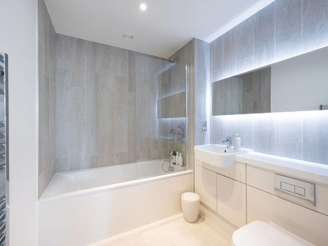 Beatrice Place, Southfields, London SW19, 1 bed flat to rent, £2,350 pcm | PrimeLocation