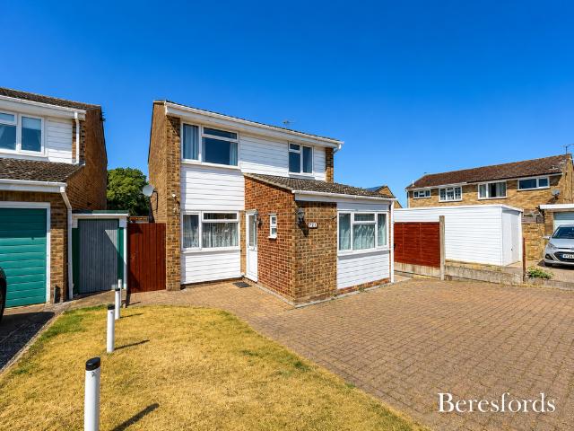 Beatty Gardens, CM7 4 bed detached house to rent £1,595 pcm £368 pw