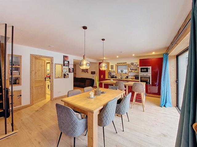 Beau Chalet Récemment Construit 82m² Le Biot