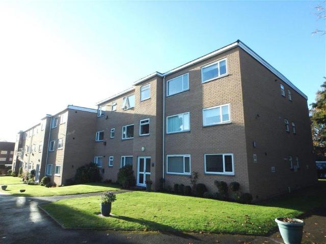 Beau Court, Spencer Road, New Milton BH25, 2 bed flat to rent, £1,195 pcm | PrimeLocation