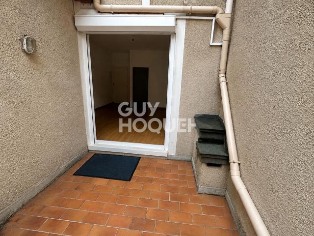 Beau duplex 3 chambres dans petit immeuble calme
