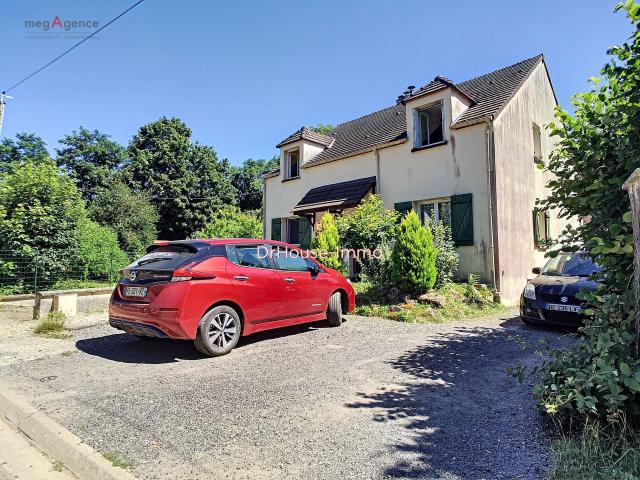 beau duplex T4 loué meublé, proche gare de Nemours, excellente rentabilité, locataires fiables