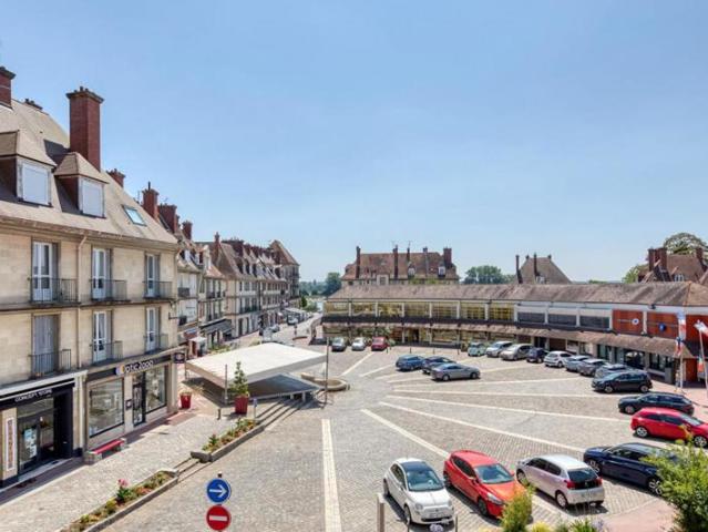 Beau Duplex, centre ville 3 pièce s 92.40 m2 belle luminosité et vue dégagée