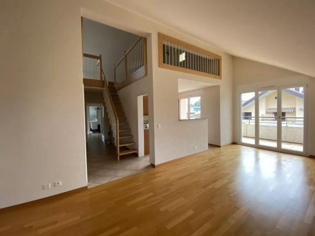 Beau duplex de 4.5 pièces au 2ème étage