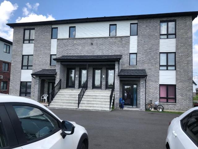 Beau et superbe logement 5 1/2 à Louer Moderne, Spacieux, Drummondville, disponible