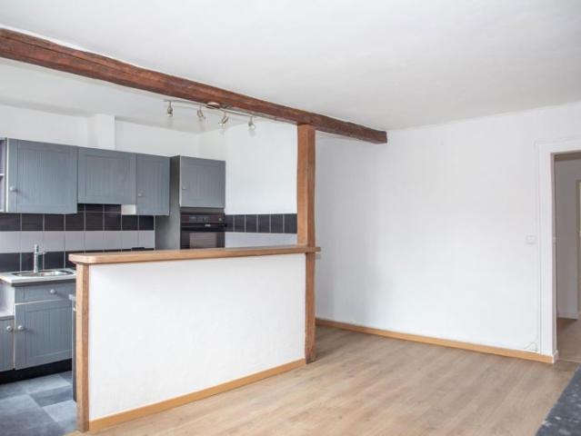 Beau F2 44m2 Cuisine équipée lumineux Charges faibles