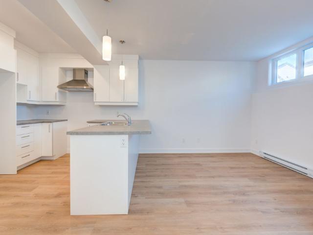 Beau Grand 1 Chambre Neuf A Val des mont