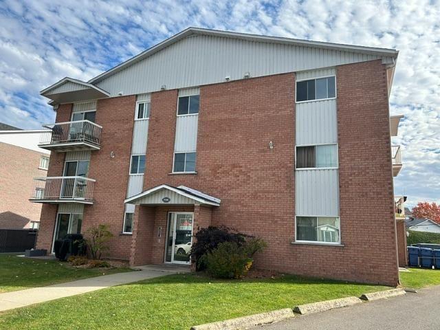 BEAU GRAND 4 1/2 a GRANBY