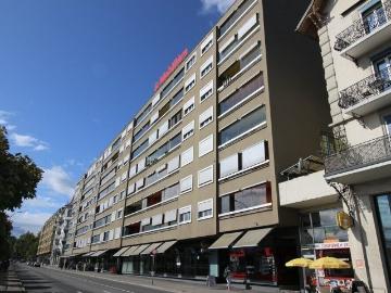 Beau logement entièrement rénové récemment situé à deux pas de la gare CFF
