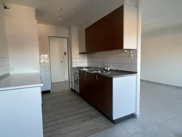 BEAU LOGEMENT PROCHE DE TOUTES COMMODITES