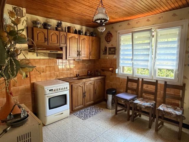 BEAU PAVILLON INDIVIDUEL SUR SOUS SOL 3 CHAMBRES