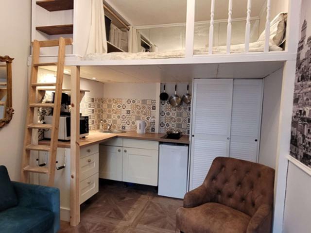 BEAU STUDIO 14 M2 PARIS 18EME