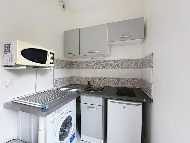 BEAU STUDIO 14 M² LOUE MEUBLE QUARTIER PAVILLONNAIRE BORDS DE MARNE