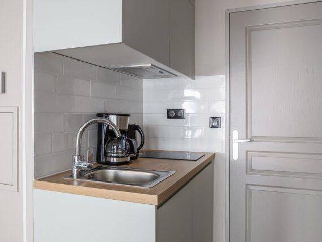 Beau studio avec services hôteliers