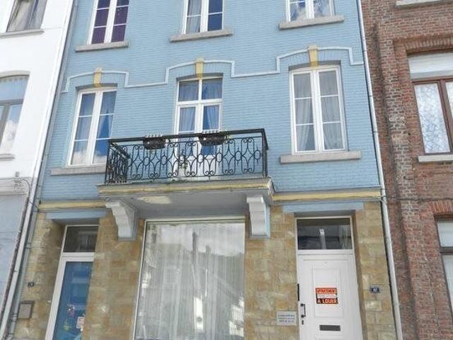 BEAU STUDIO dans JOLIE MAISON DE RAPPORT sdb cuis séj.+ch
